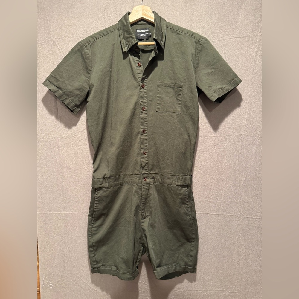 Men's Olive Green Short Sleeve Button Down Shirt